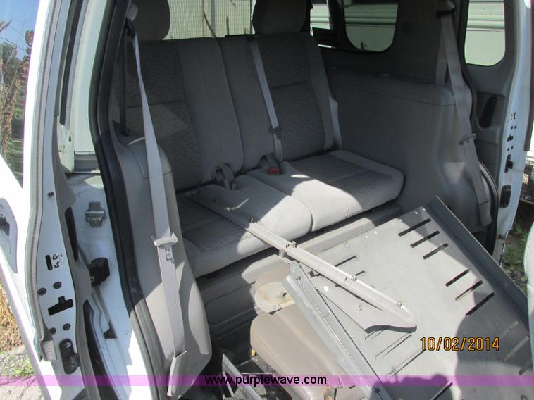 image for item J2459 2007 Chevrolet Uplander cargo van