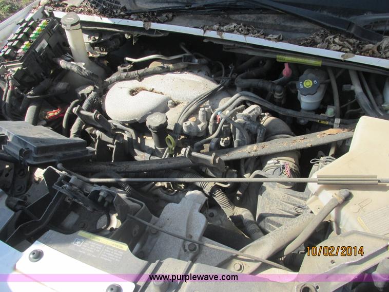 image for item J2459 2007 Chevrolet Uplander cargo van