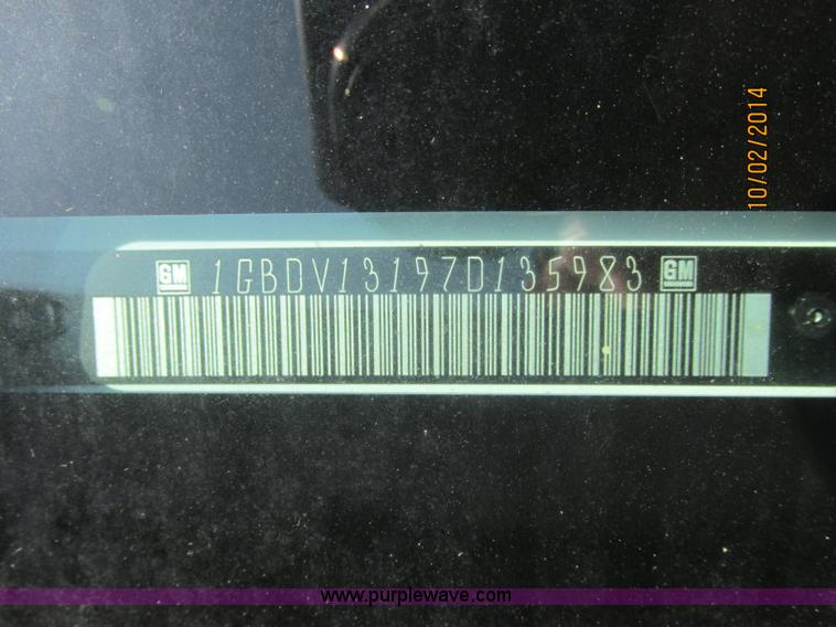 image for item J2459 2007 Chevrolet Uplander cargo van