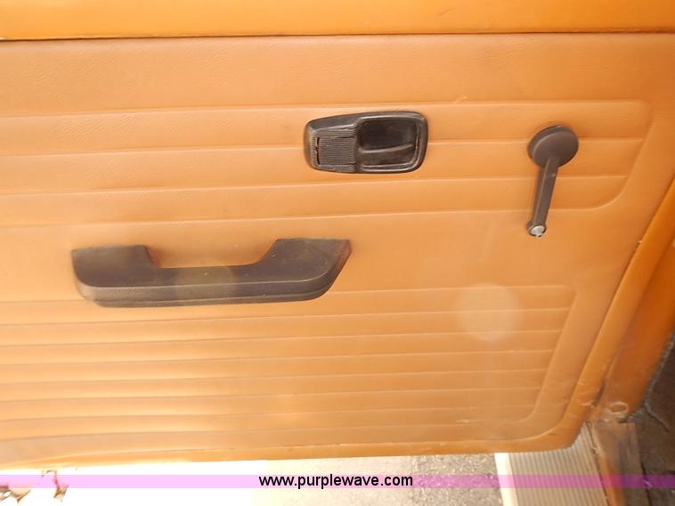 image for item J3095 1974 Volkswagen Beetle