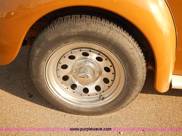 image for item J3095 1974 Volkswagen Beetle