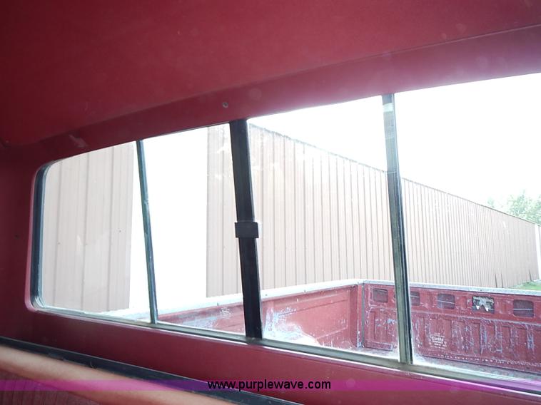 image for item J3160 1991 Ford F350 XLT Lariat Crew Cab pickup truck