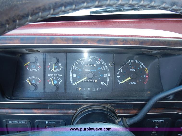 image for item J3160 1991 Ford F350 XLT Lariat Crew Cab pickup truck