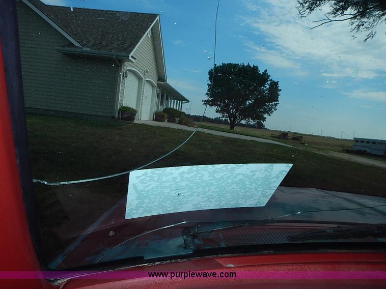 image for item J3160 1991 Ford F350 XLT Lariat Crew Cab pickup truck