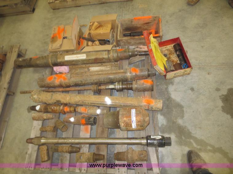 image for item AW9244 Ditch Witch JT2720AT housings, bit, and transition sub