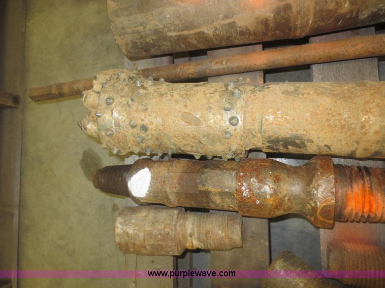 image for item AW9244 Ditch Witch JT2720AT housings, bit, and transition sub