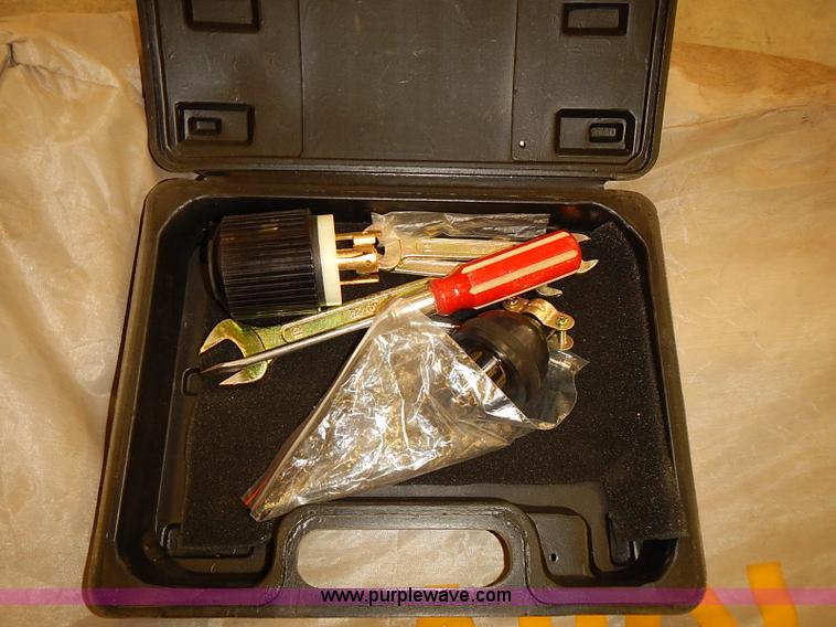 image for item BA9503 Apollo AED6500XE generator