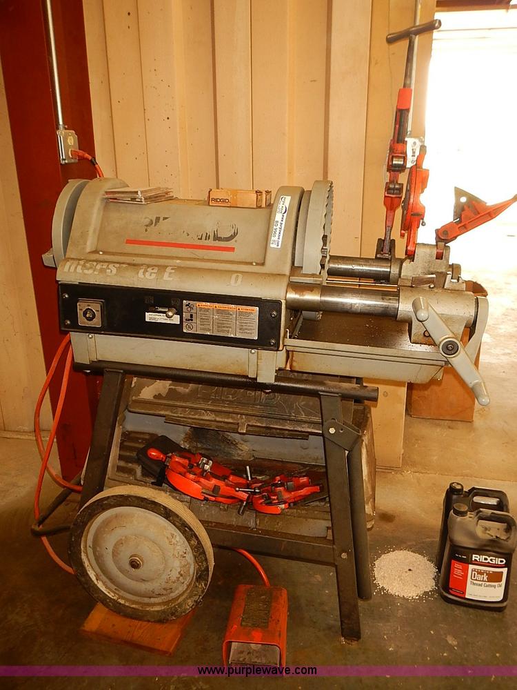 image for item BD9960 Ridged 1224 pipe threader