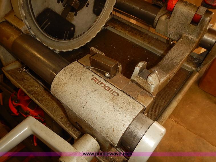 image for item BD9960 Ridged 1224 pipe threader