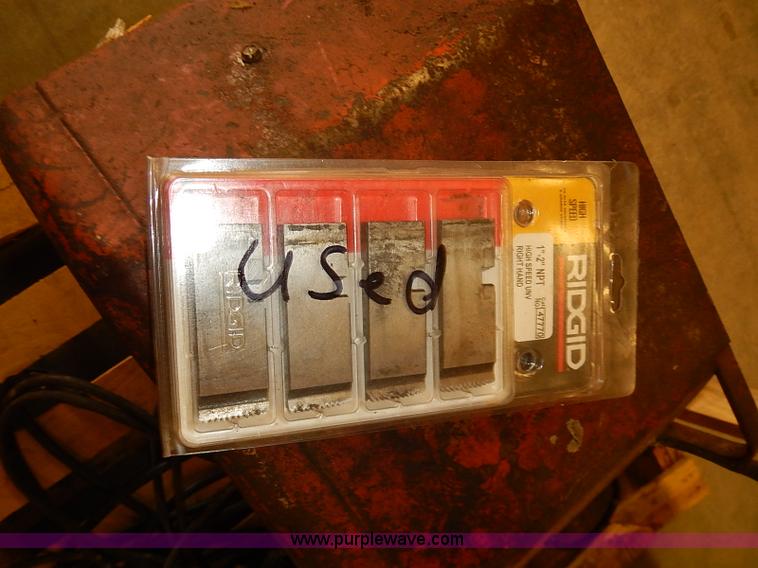 image for item BD9960 Ridged 1224 pipe threader