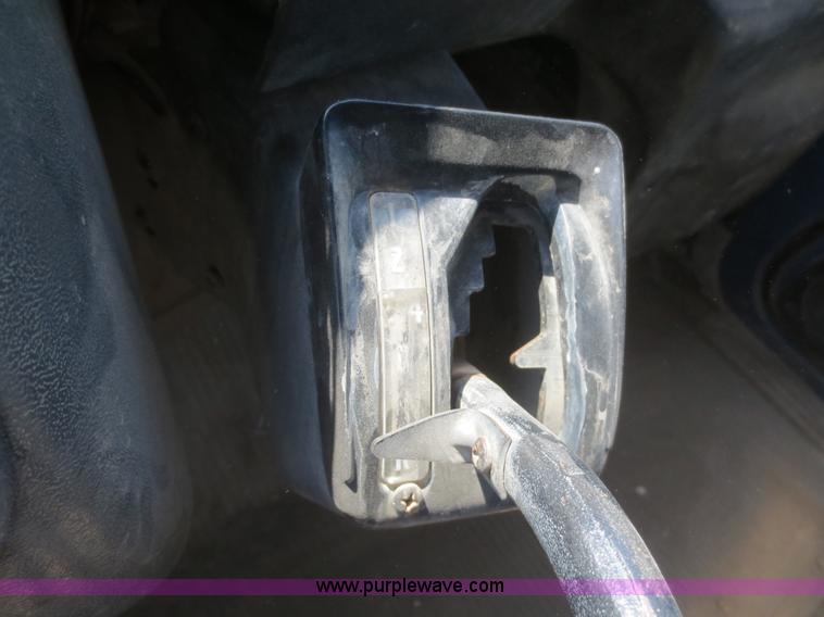 image for item D2137 1991 Ford LT8000 dump truck