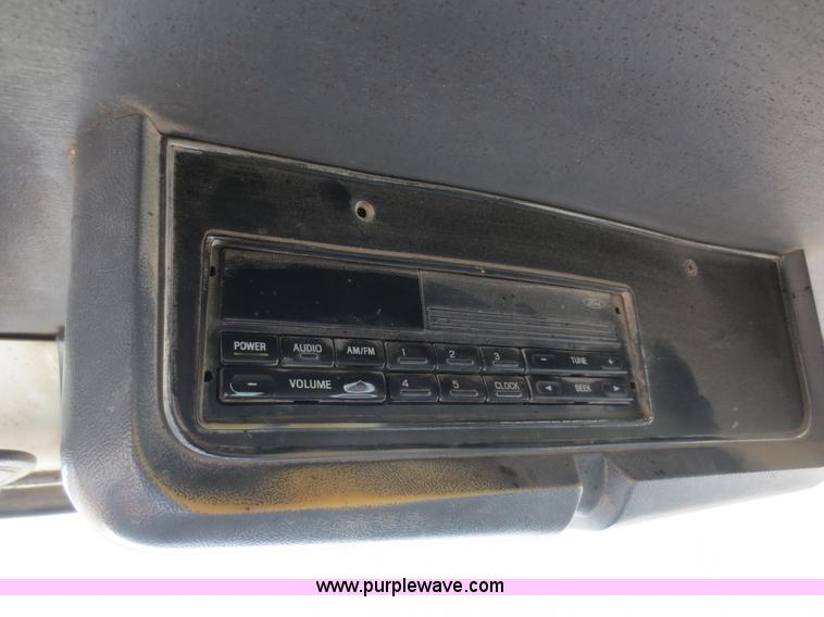 image for item D2138 1991 Ford LNT8000 dump truck