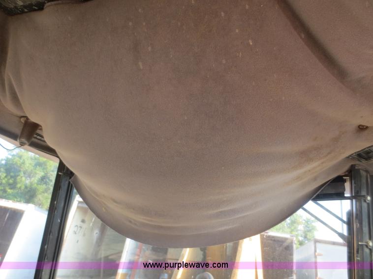 image for item F8293 1995 Case 580 Super L backhoe