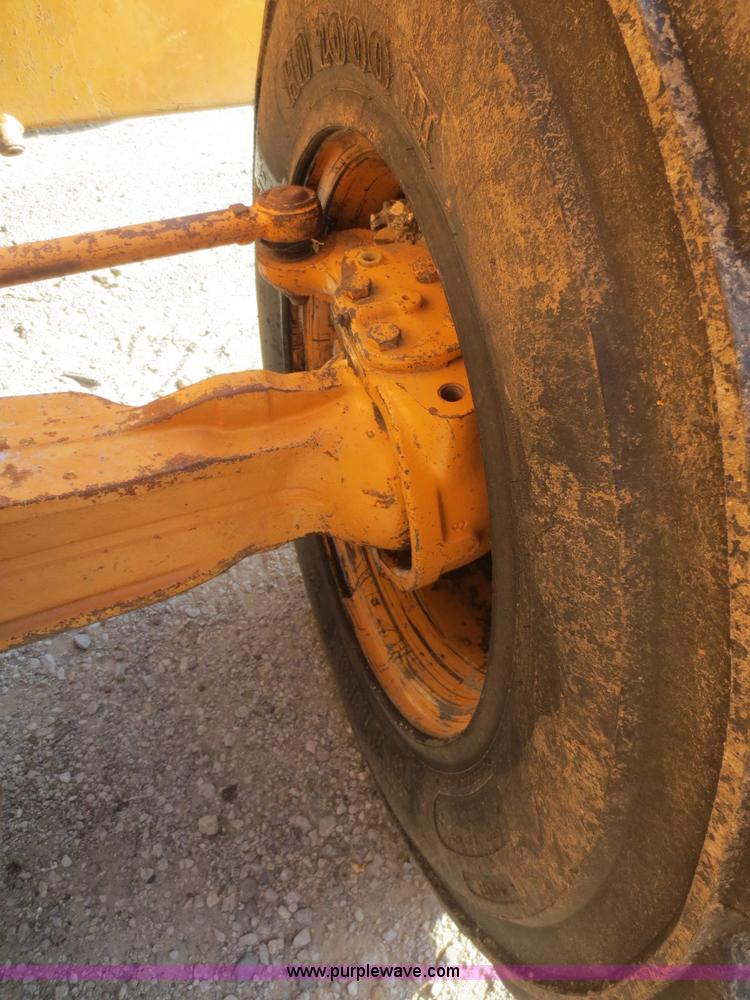 image for item F8295 1999 Case 580L Series 2 backhoe