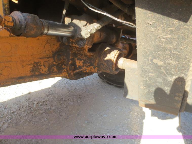 image for item F8295 1999 Case 580L Series 2 backhoe