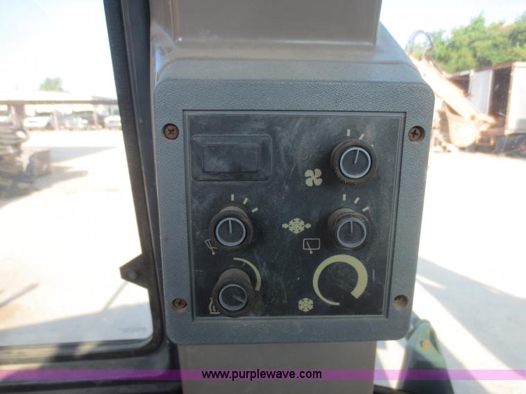 image for item F8295 1999 Case 580L Series 2 backhoe