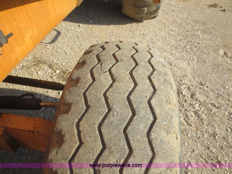 image for item F8296 1977 Case 580C landscape loader