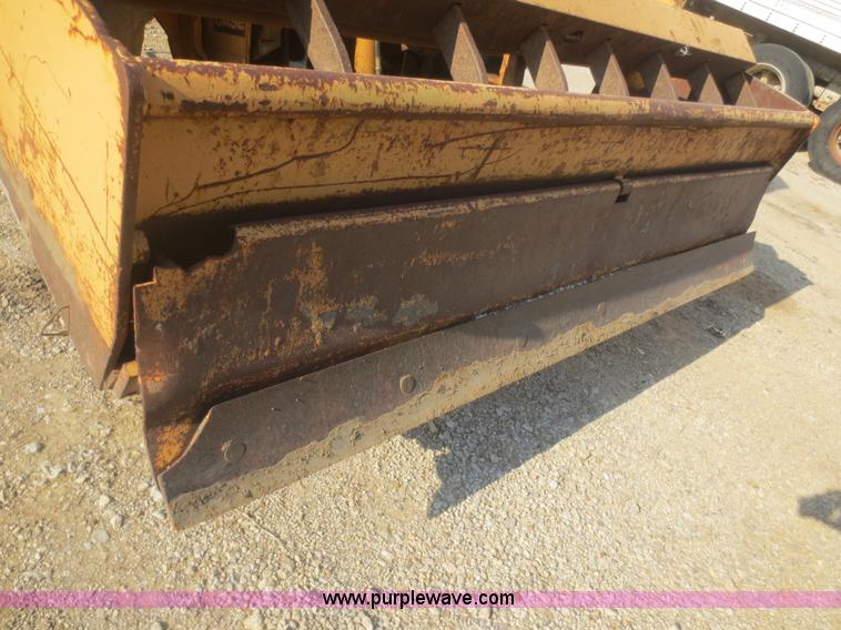 image for item F8296 1977 Case 580C landscape loader