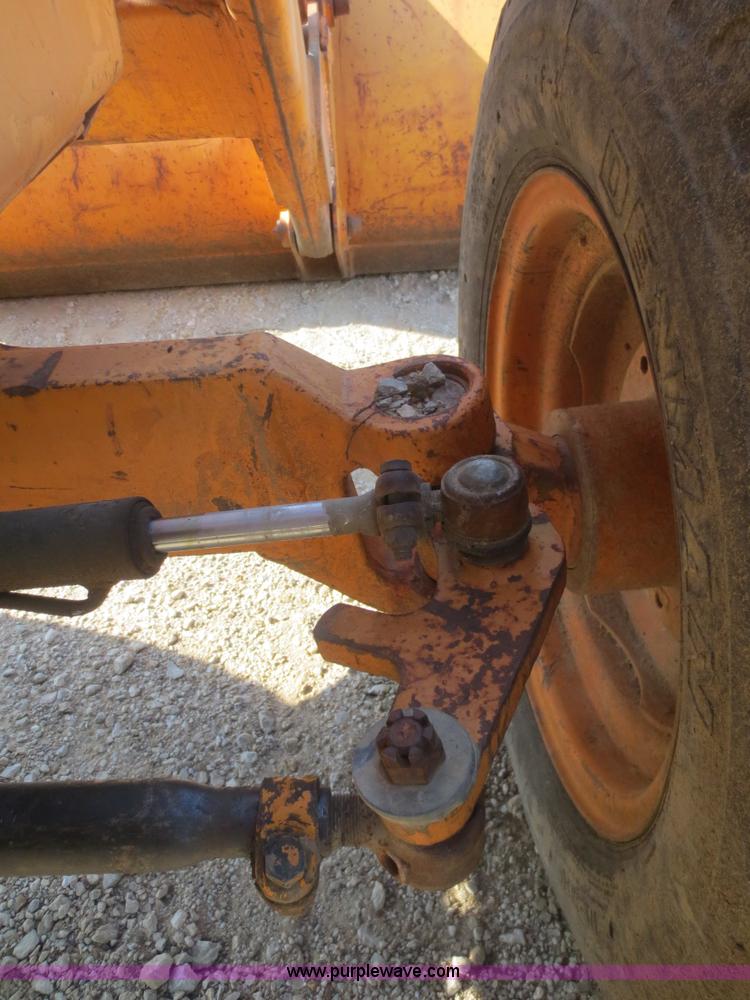 image for item F8296 1977 Case 580C landscape loader