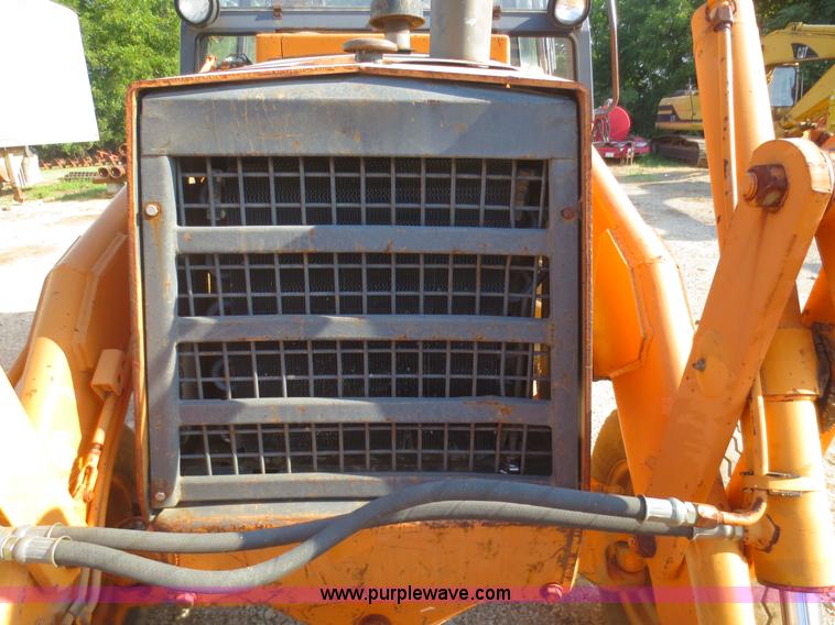 image for item F8296 1977 Case 580C landscape loader