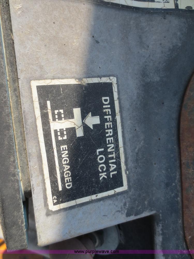 image for item F8296 1977 Case 580C landscape loader