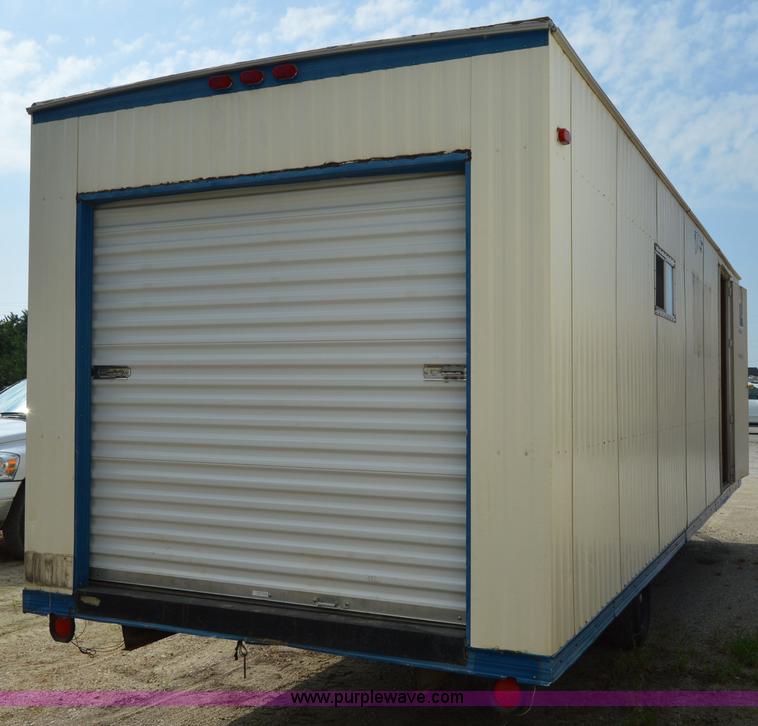 image for item F8298 2005 Office trailer