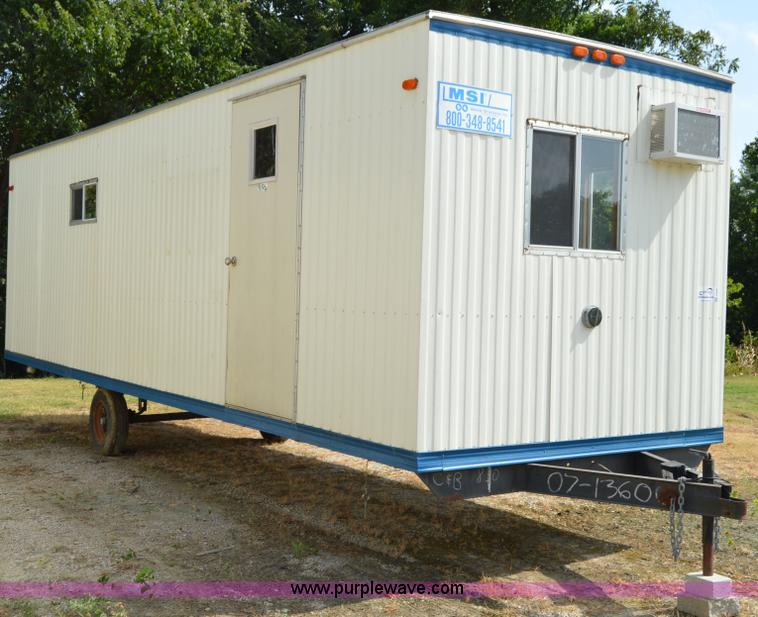 image for item F8300 2007 Office trailer