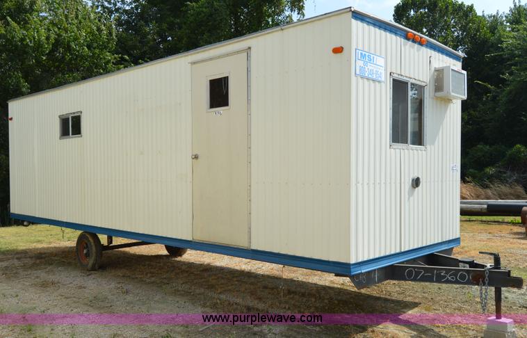 image for item F8300 2007 Office trailer