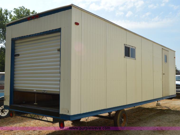 image for item F8300 2007 Office trailer