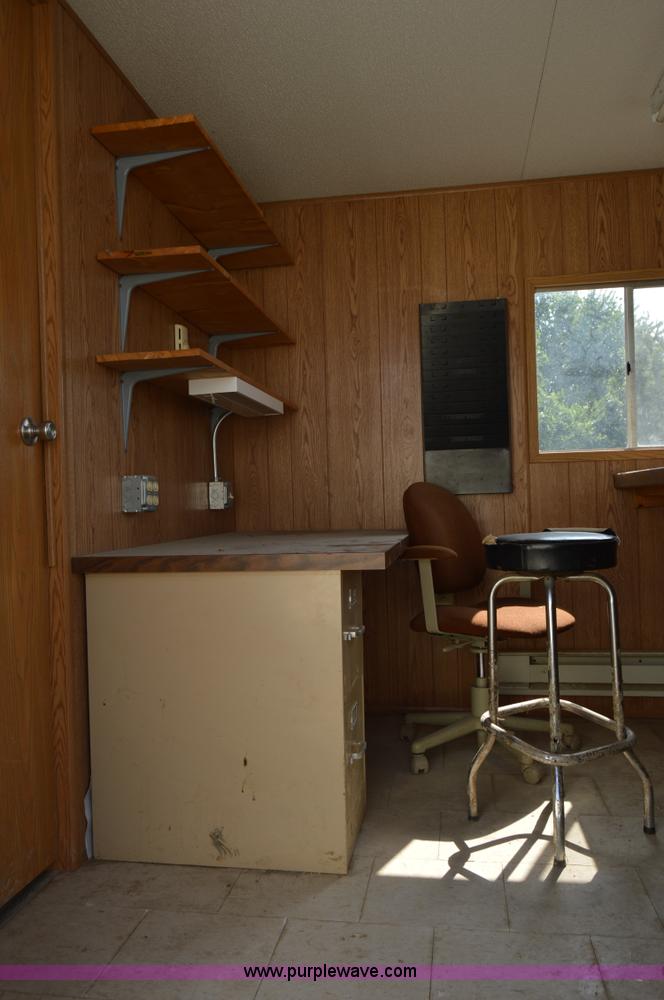 image for item F8300 2007 Office trailer