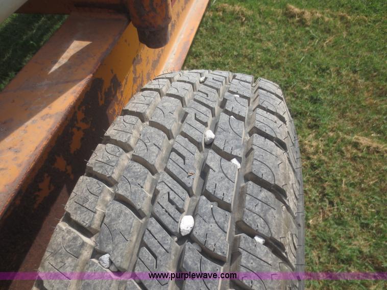 image for item F8302 2003