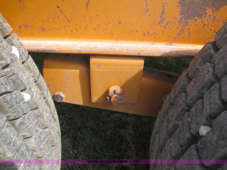 image for item F8302 2003