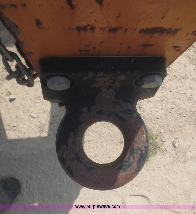 image for item F8302 2003