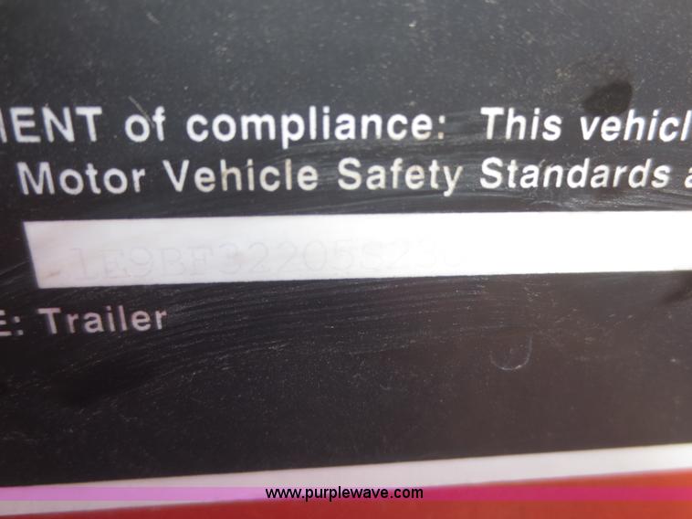 image for item F8303 2005 Elite gooseneck trailer