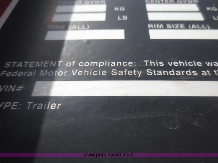 image for item F8303 2005 Elite gooseneck trailer