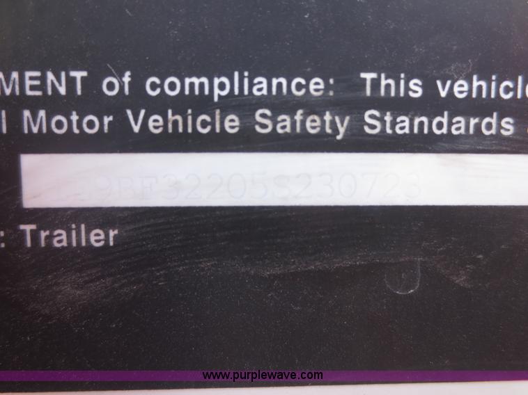 image for item F8303 2005 Elite gooseneck trailer