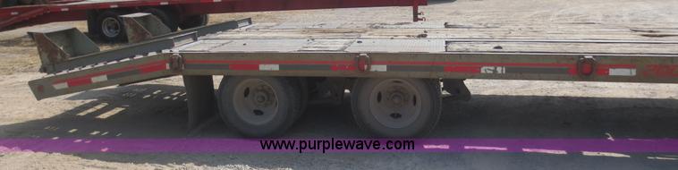 image for item F8304 2005 Interstate 20DT equipment trailer