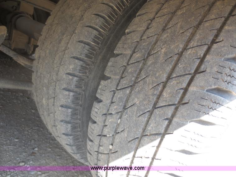 image for item F8304 2005 Interstate 20DT equipment trailer