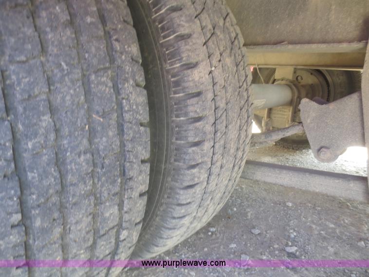 image for item F8304 2005 Interstate 20DT equipment trailer