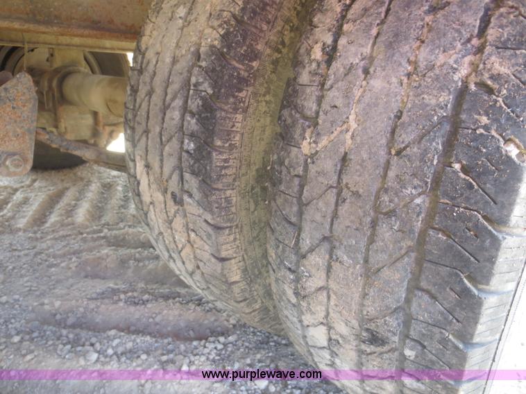 image for item F8305 2006 Interstate 20DT equipment trailer