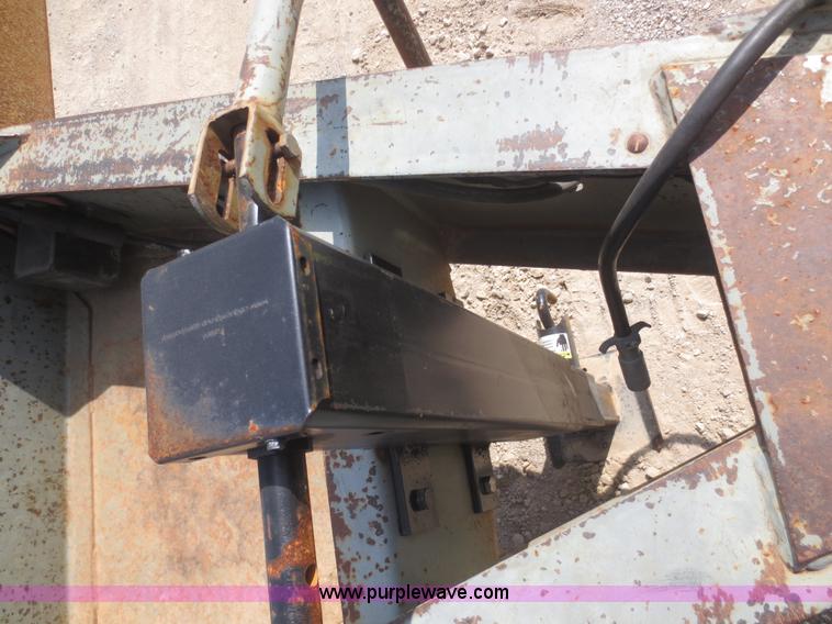 image for item F8305 2006 Interstate 20DT equipment trailer