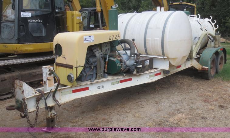 image for item F8307 2000 Ring-o-matic Jet vac trailer