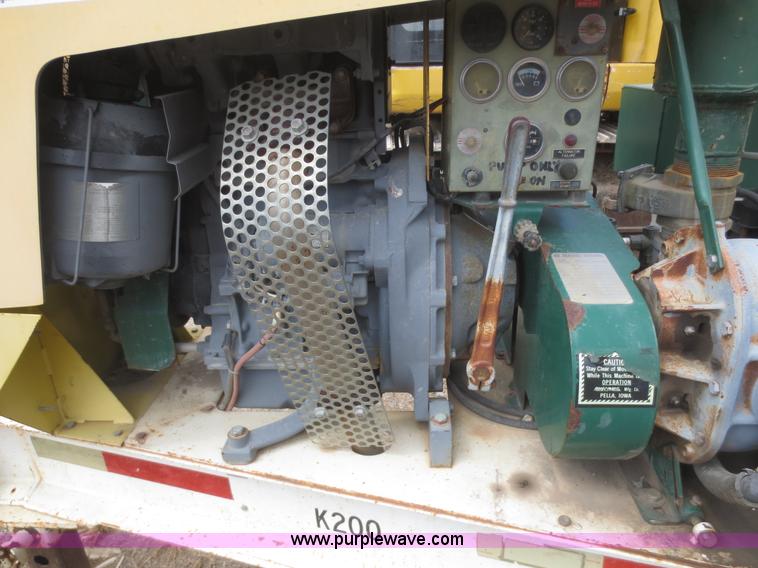 image for item F8307 2000 Ring-o-matic Jet vac trailer