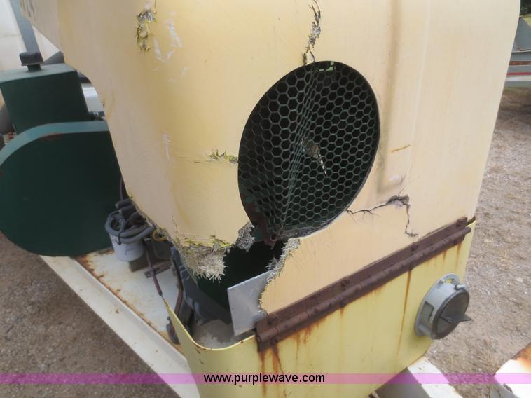 image for item F8307 2000 Ring-o-matic Jet vac trailer