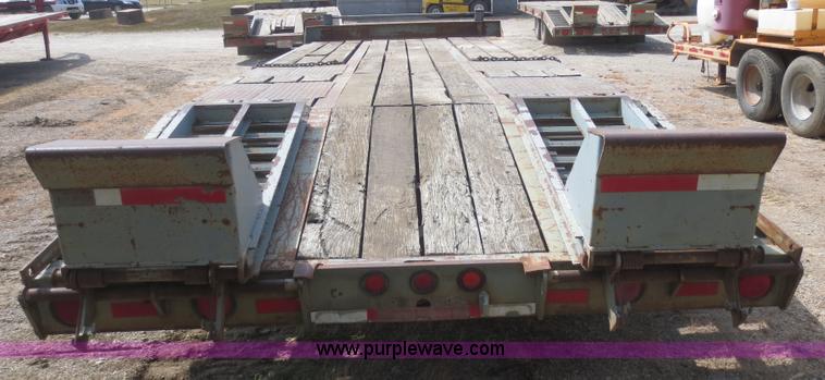 image for item F8308 1997 Interstate 20DT equipment trailer