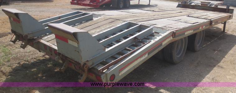 image for item F8308 1997 Interstate 20DT equipment trailer