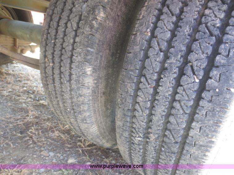 image for item F8308 1997 Interstate 20DT equipment trailer