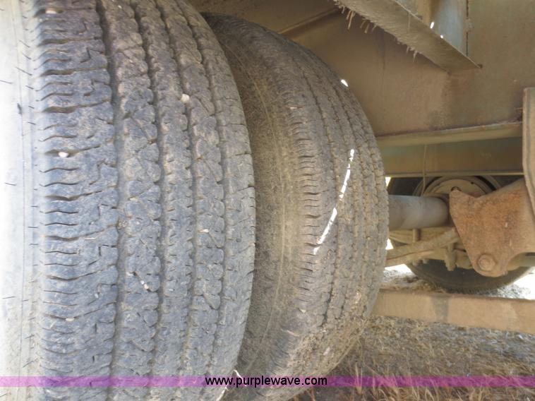 image for item F8308 1997 Interstate 20DT equipment trailer