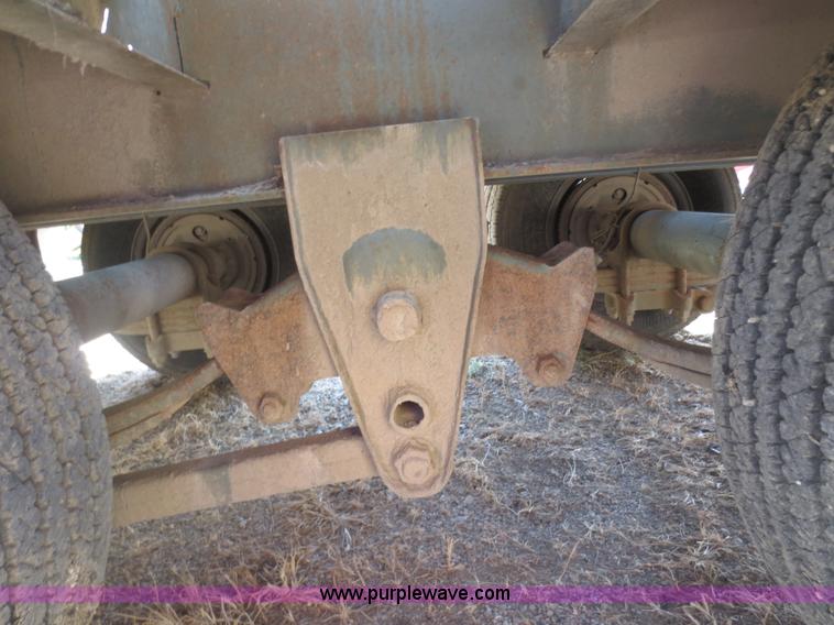 image for item F8308 1997 Interstate 20DT equipment trailer