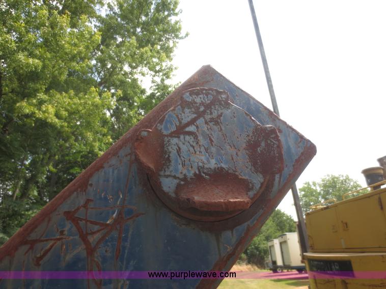 image for item F8309 Rock box